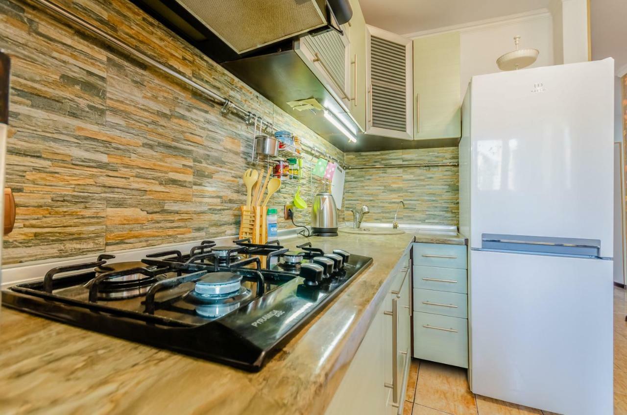 Kozzy Apartment In Kiev City Center Lu7 Exterior foto